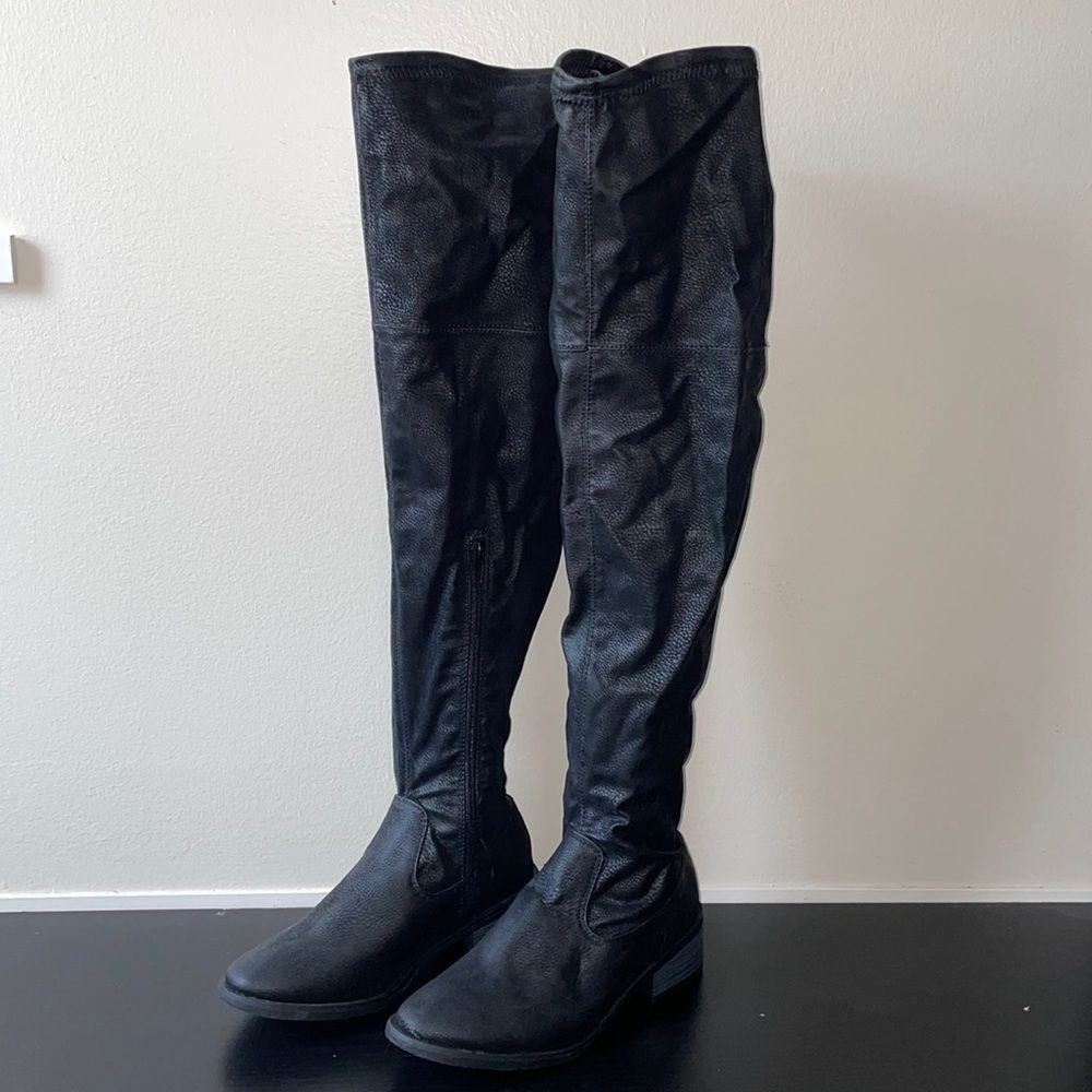 Rock & Republic Black Women's Lasso Faux Leather Over The Knee Boots Size 7